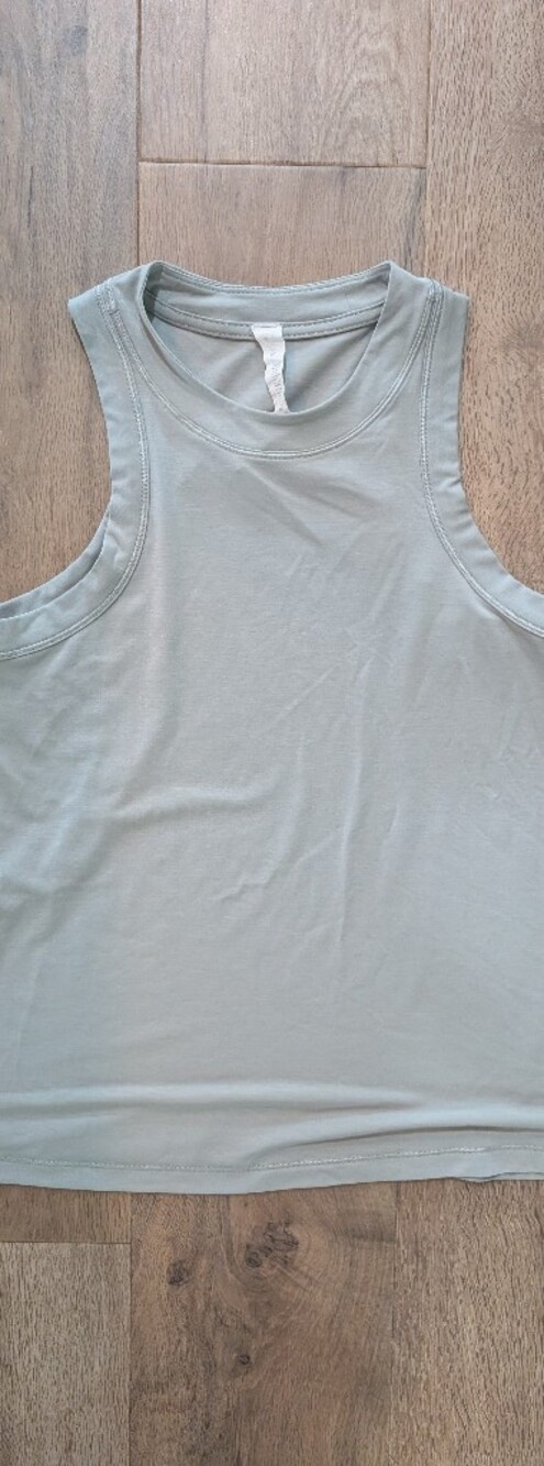 lululemon athletica light sage sleeveless crop tank